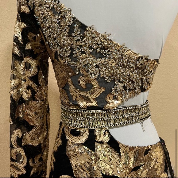 NWT NEW Panoply 14847 black gold floral sequins one shoulder formal gown - Picture 4 of 5